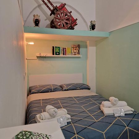 Old Town Mizzica Apartment Catania Ngoại thất bức ảnh